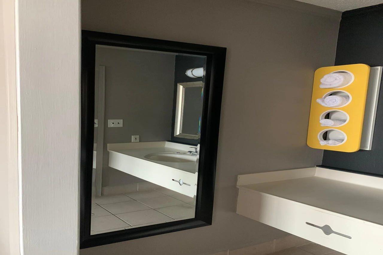 Hotel Rising Eagle كورديل المظهر الخارجي الصورة